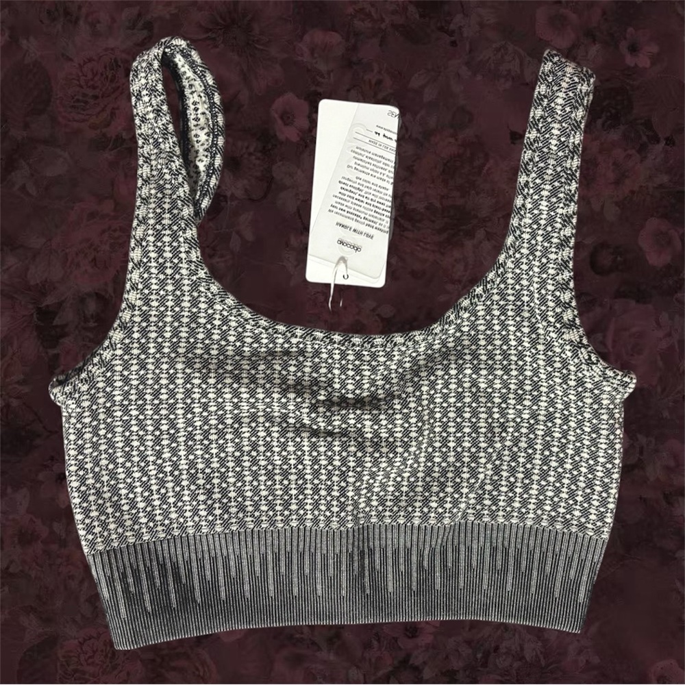AVOCADO Sport Bra